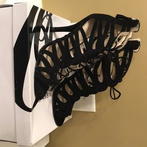 Nine West Size 10 Suede Caged Booties